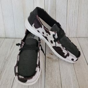 40% OFF SALE-GYPSY JAZZ- TUCKER TOOLED COW PRINT SLIP ON SNEAKERS